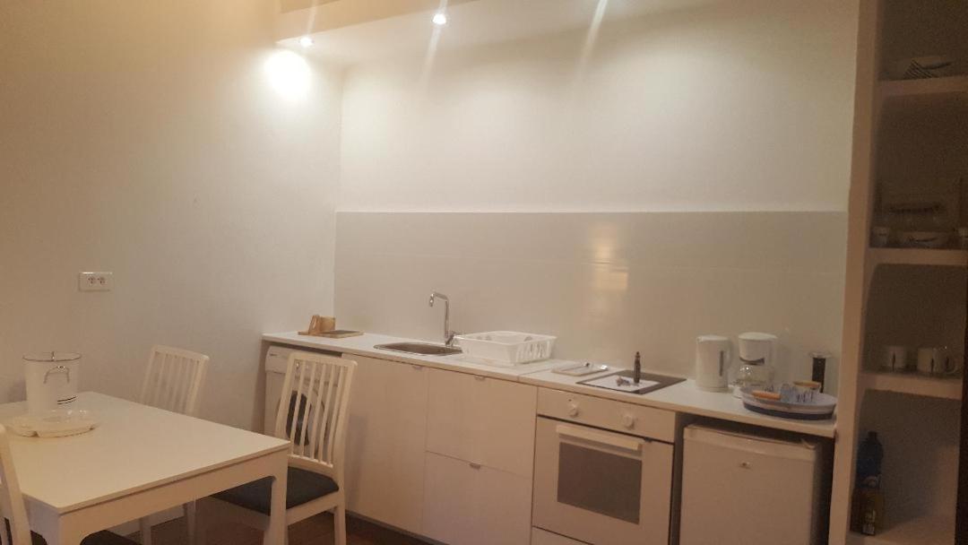 Apartamento Au Coeur Du Panier Avec Terrasse 2 A 4 Personnes Climatisation Marsella Exterior foto